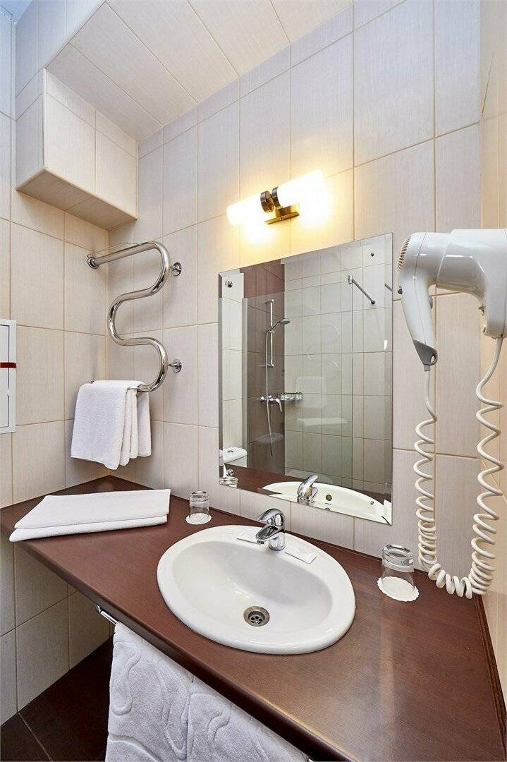 Фотографии номера Делюкс - двухкомнатный в Гостинице Россия Санкт-Петербург