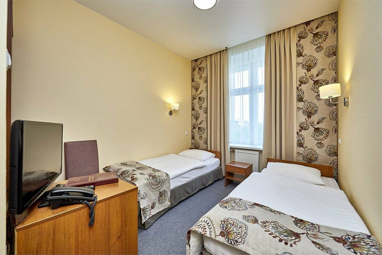 Фотографии номера Двухместный Стандарт в Гостинице Россия Санкт-Петербург